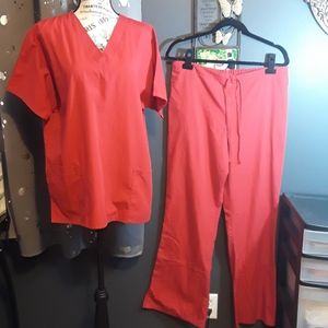 Cherokee Red Scrub Set Size M